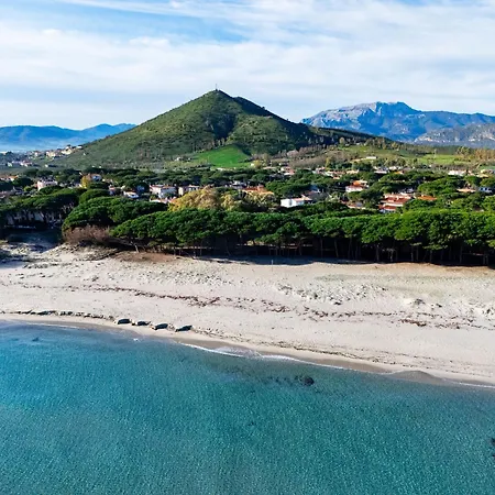 Agrustos Beach Apartment *